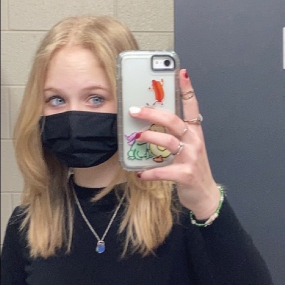 Meet your Posher, Saige - Picture 1 of 1